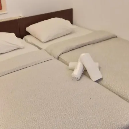 Harry Piata Romana Bukurešť