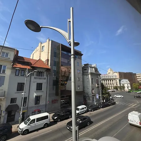 Harry Piata Romana Бухарест